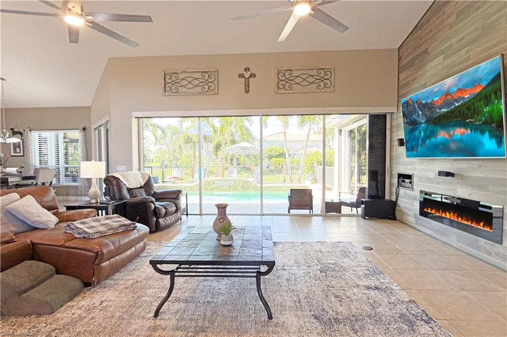 8723 S Lake CIR-4