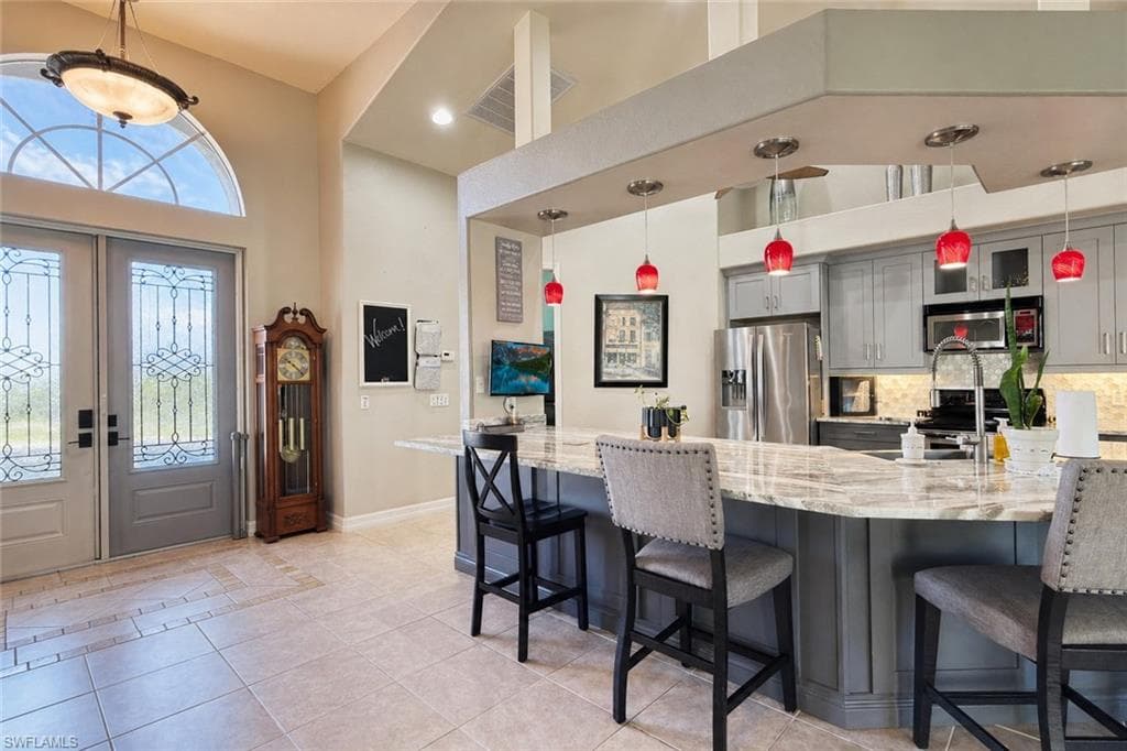 8723 S Lake CIR-3