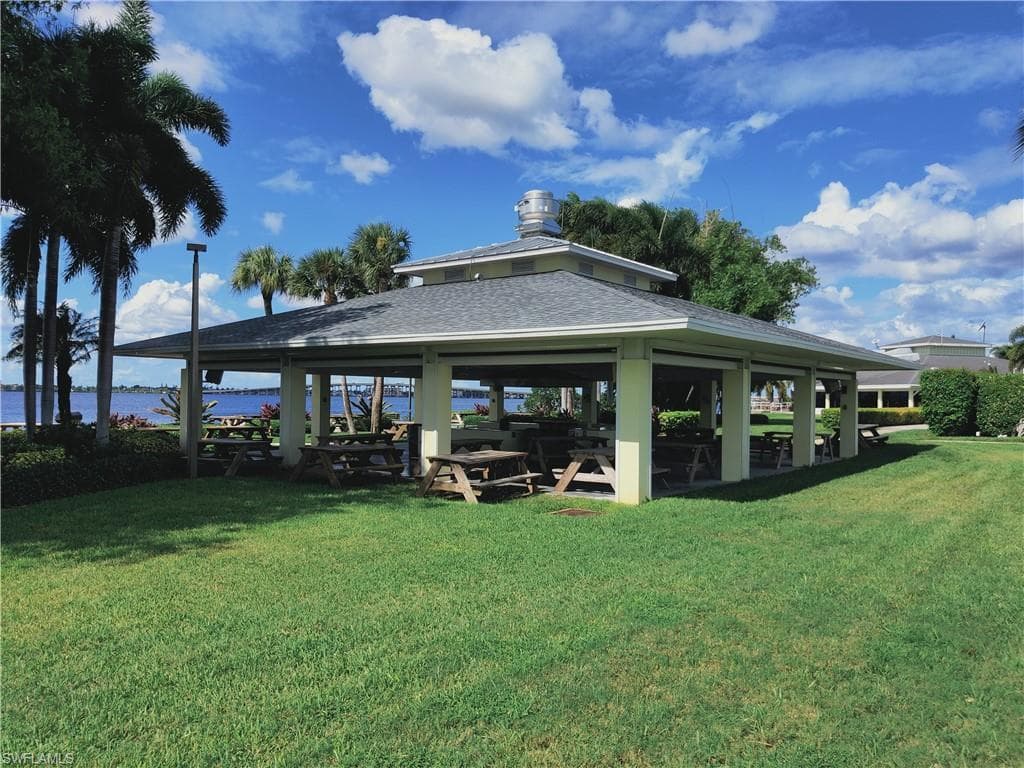 9435 Sunset Harbor LN 244-40