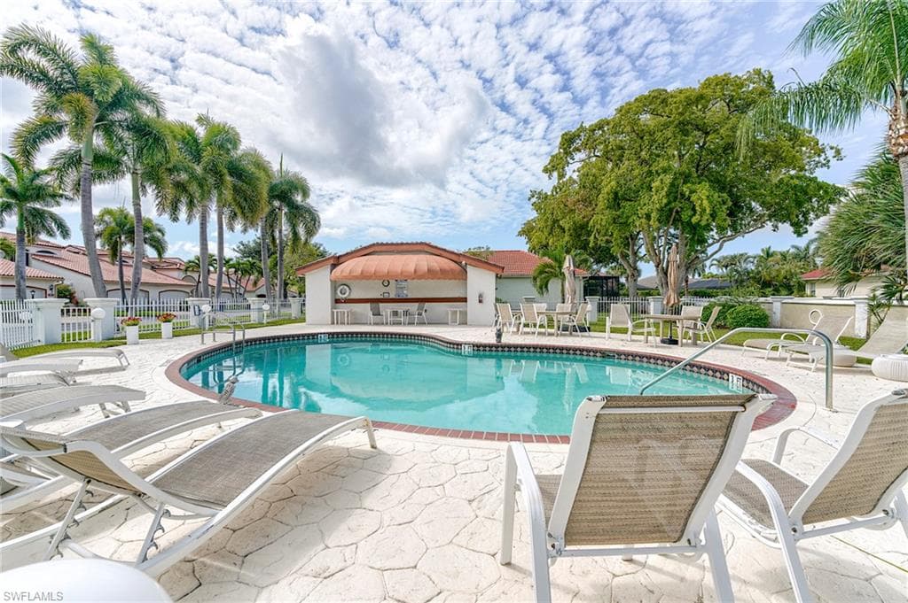 15088 Stella Del Mar LN-32