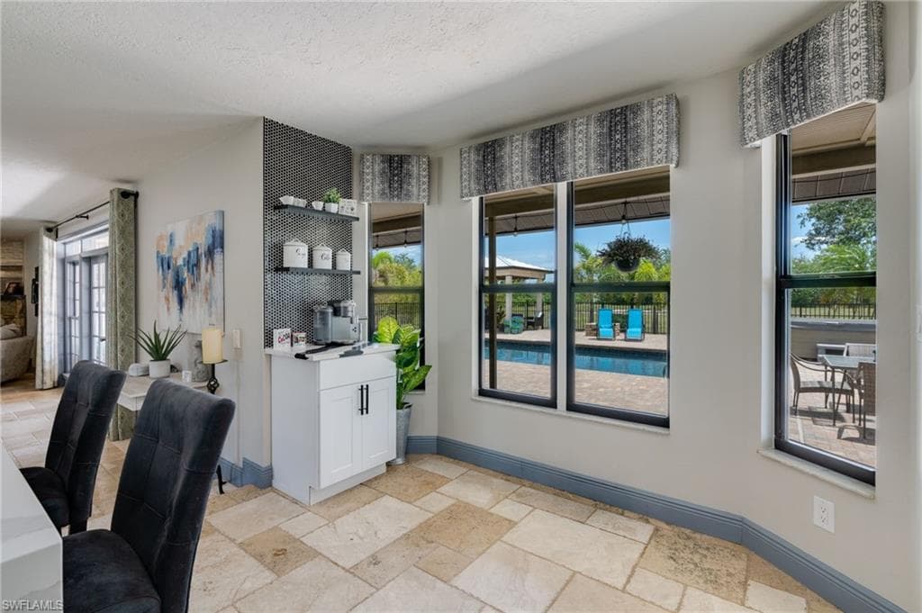 3440 Trail Dairy CIR-12