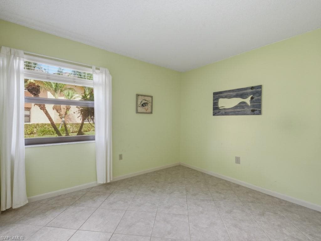 1512 Mainsail DR 5-8