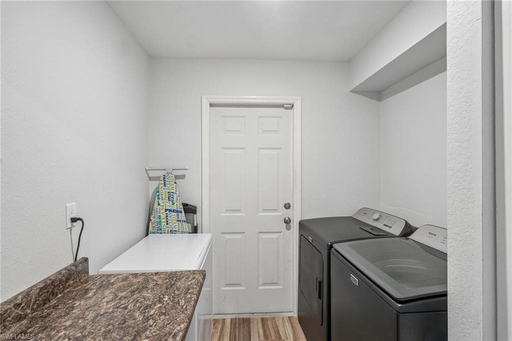 4317 NW 40th TER-28