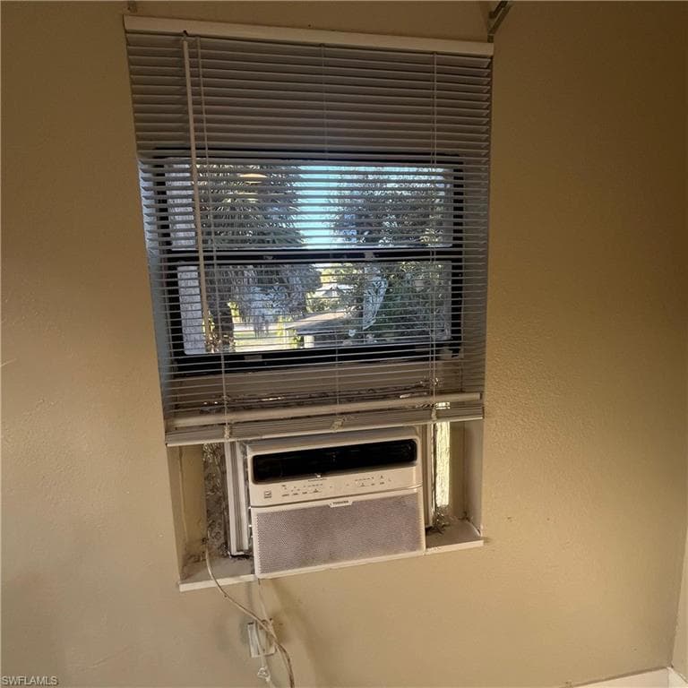 3619 Seminole AVE 2-6