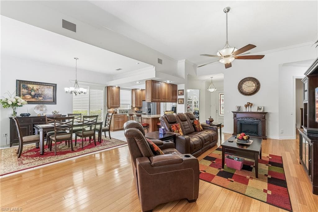 4605 Navassa LN-4