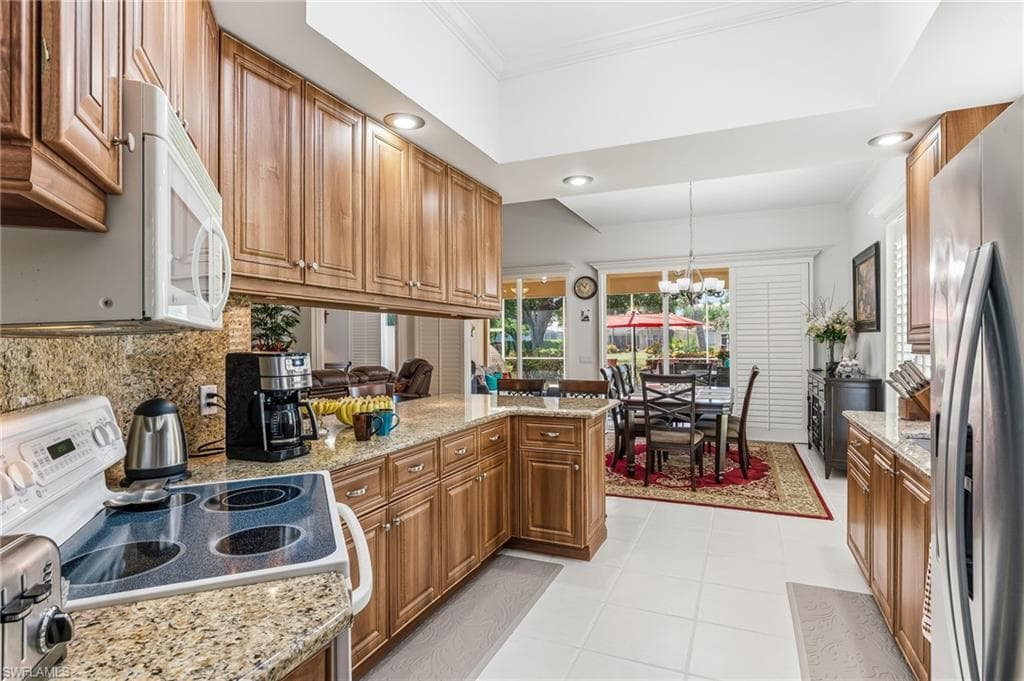 4605 Navassa LN-10