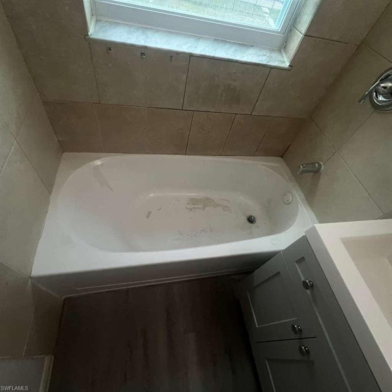 3619 Seminole AVE 10-8