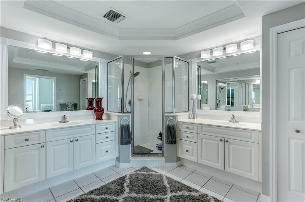 4975 Bonita Beach RD 304-21