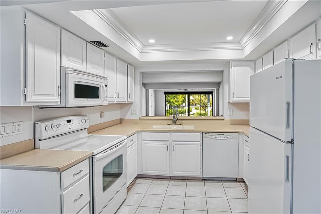 7430 Lake Breeze DR 203-2