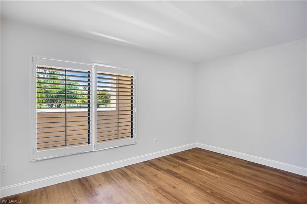 7430 Lake Breeze DR 203-22