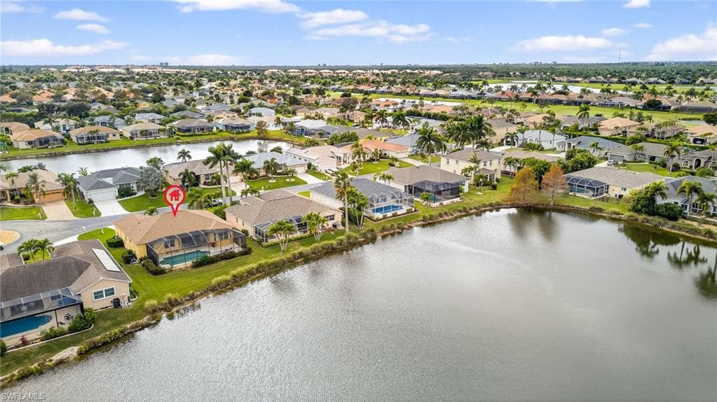 8912 Wellington Lakes CT-24
