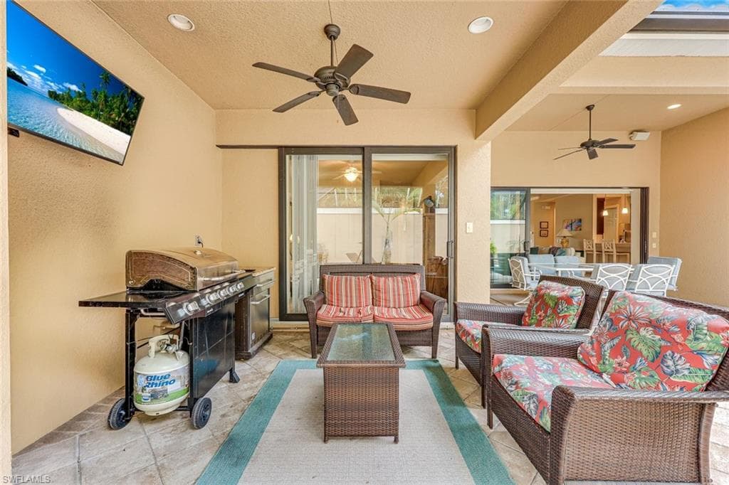 1221 Briarwood CT-15