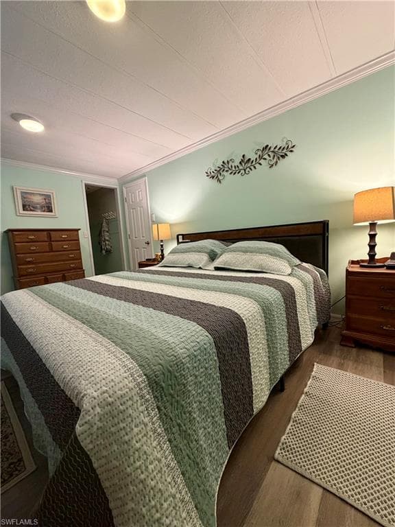 116 Coachlight DR-19