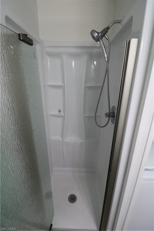 116 Coachlight DR-14