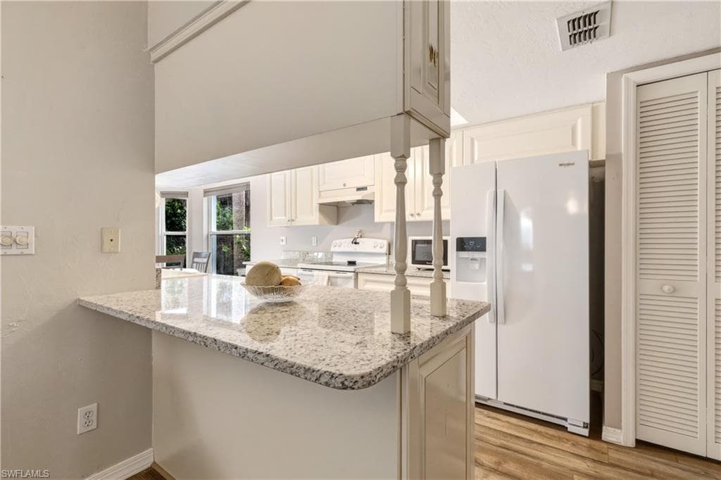 3902 Sabal Springs BLVD-23