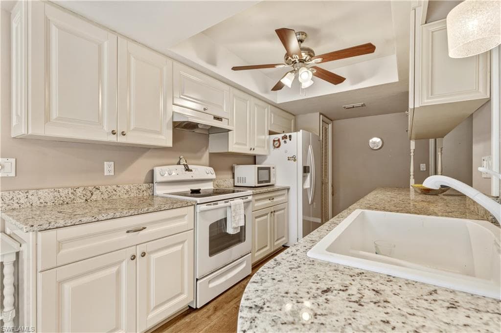 3902 Sabal Springs BLVD-21