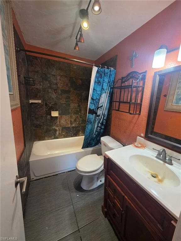 2820 38th ST SW-6