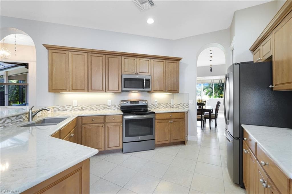 28201 L Burton Fletcher CT-12