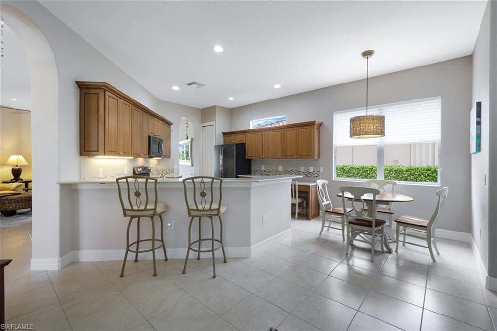 28201 L Burton Fletcher CT-19