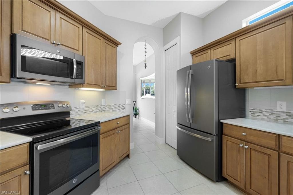 28201 L Burton Fletcher CT-17