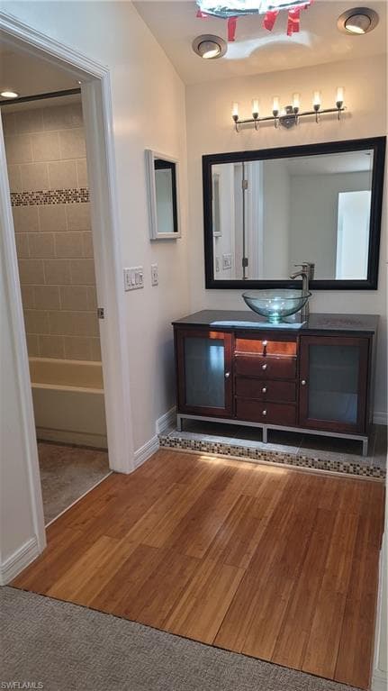 13502 Siesta Pines CT 402-20