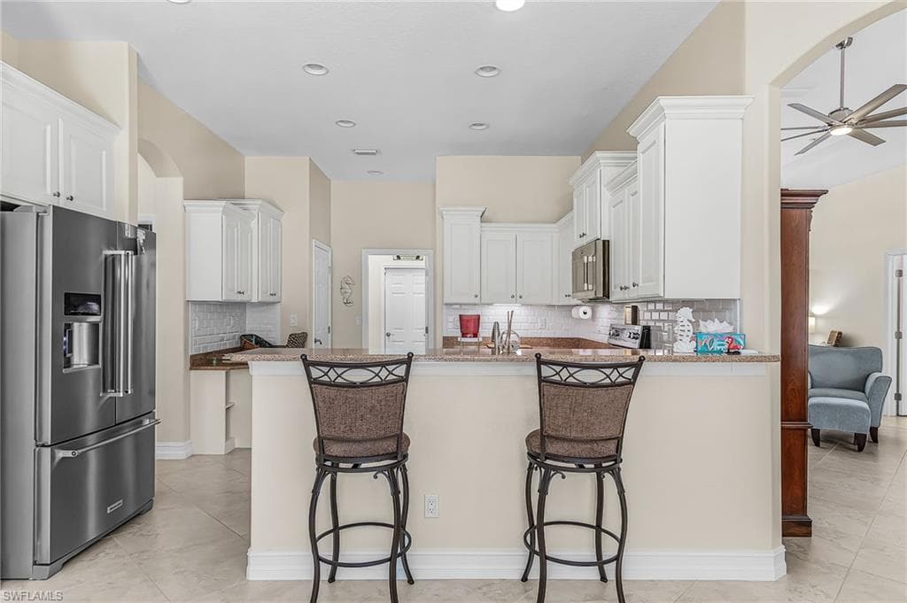 9663 Blue Stone CIR-15