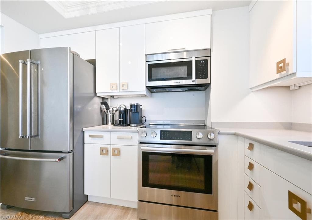 3115 Gulf Shore BLVD N 608S-10