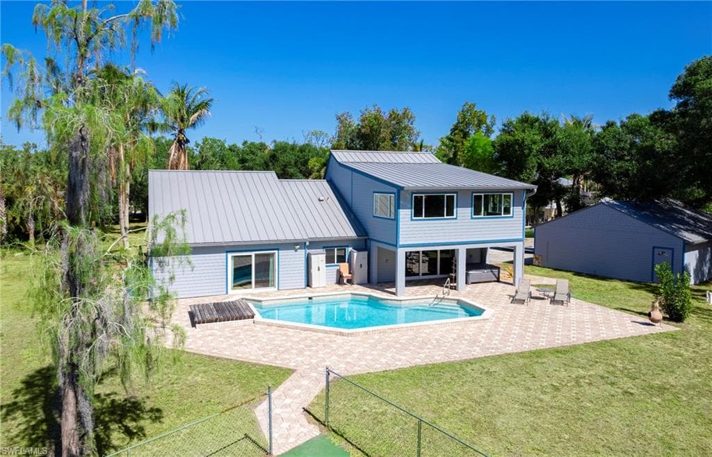 6268 Foxfire LN-15