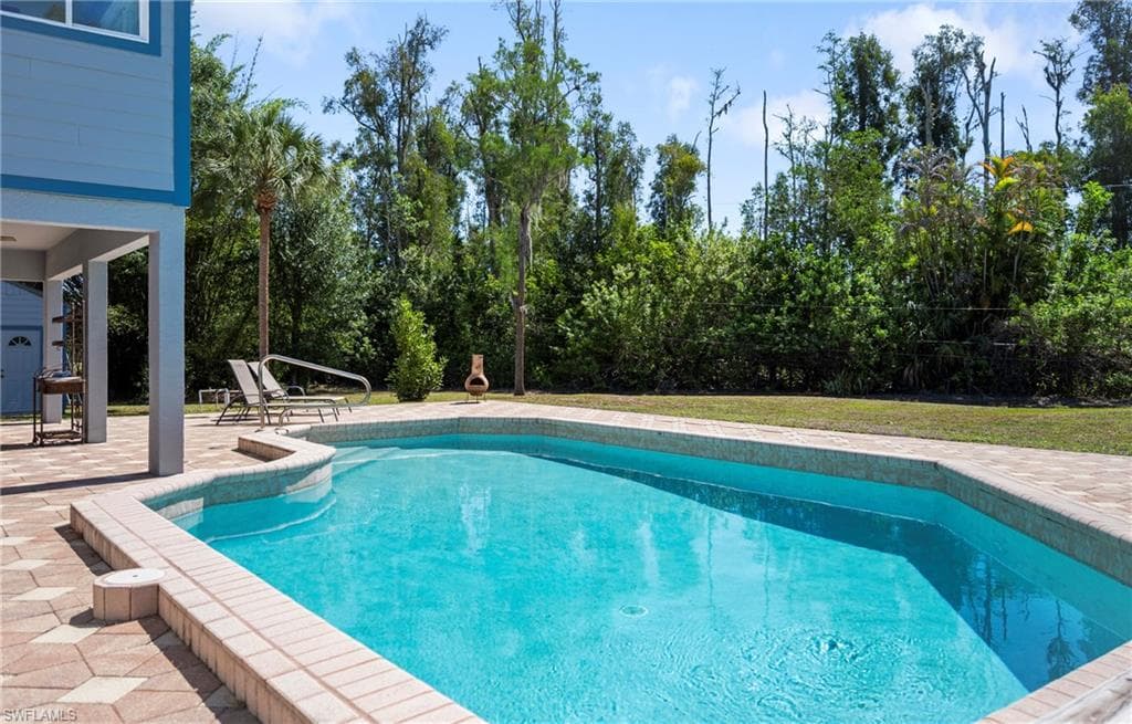 6268 Foxfire LN-6