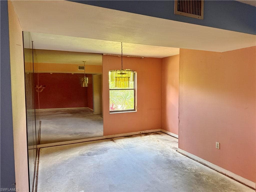 9305 Lake Park DR 104-9
