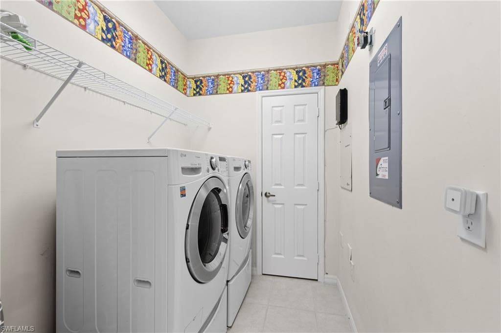 7090 Bay Woods Lake CT 201-35