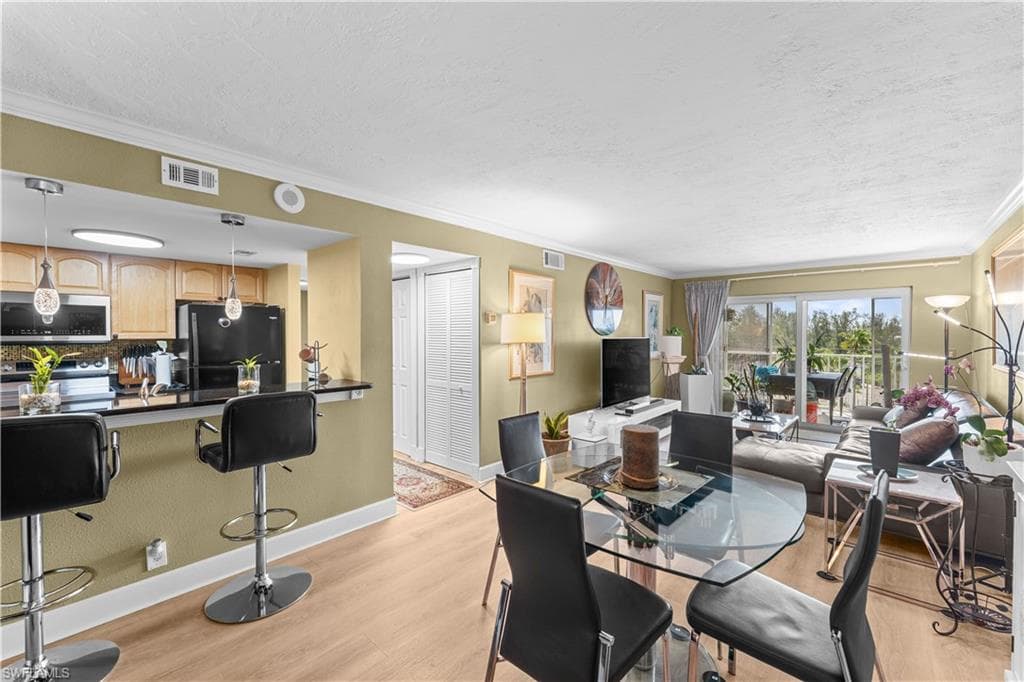 2885 Palm Beach BLVD 507-1