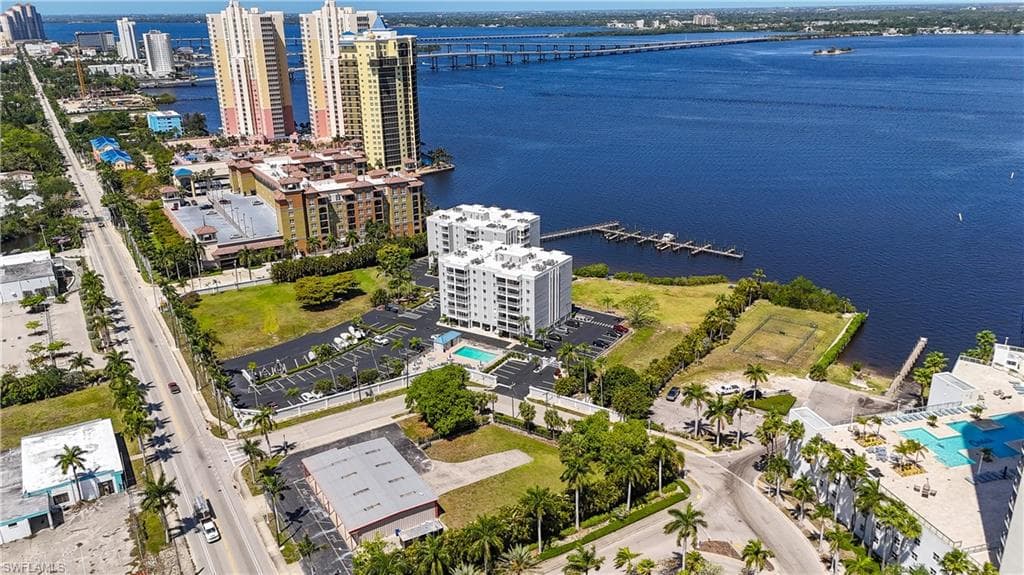 2885 Palm Beach BLVD 507-18