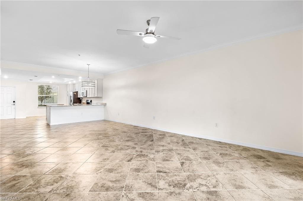 43051 Greenway BLVD 818-3