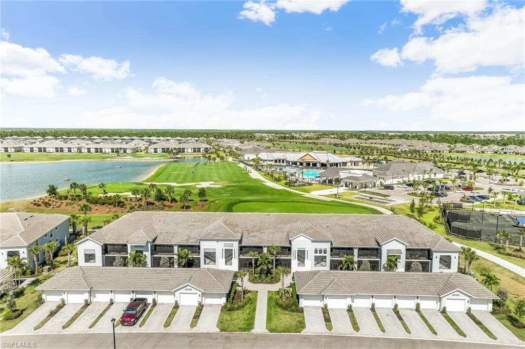 43051 Greenway BLVD 818-1