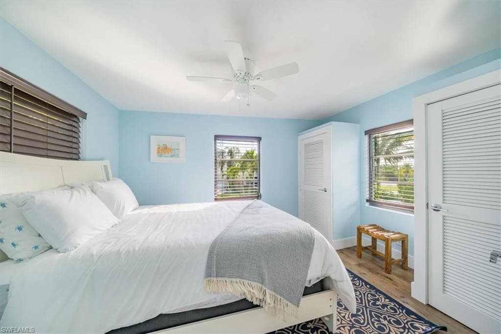1283 Grand Canal DR-14
