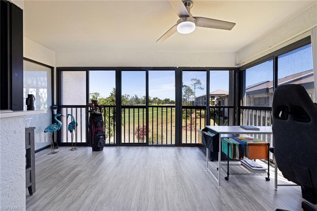 5805 Trailwinds DR 326-27