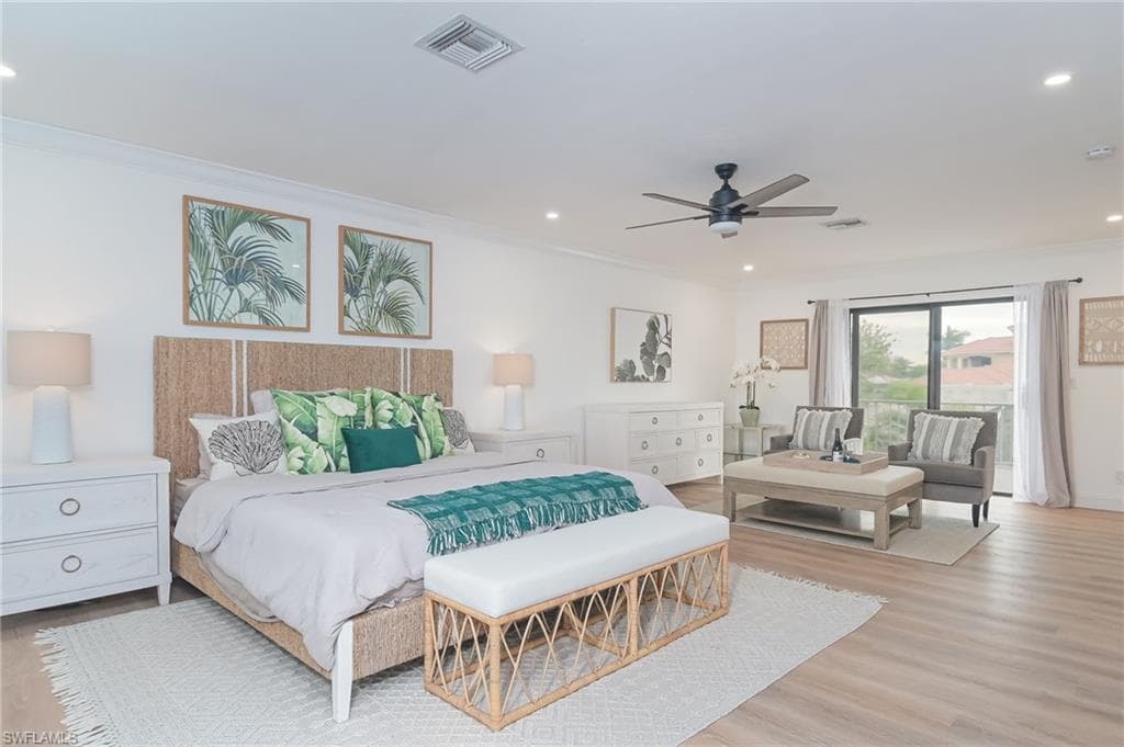 1420 Jewel Box AVE-16