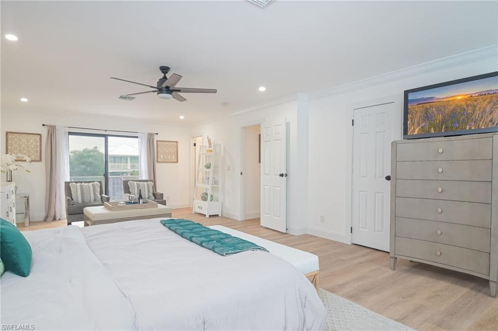 1420 Jewel Box AVE-18