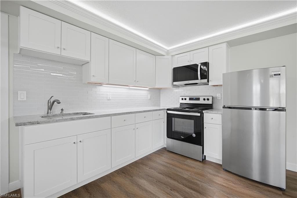 3026 2nd ST-3