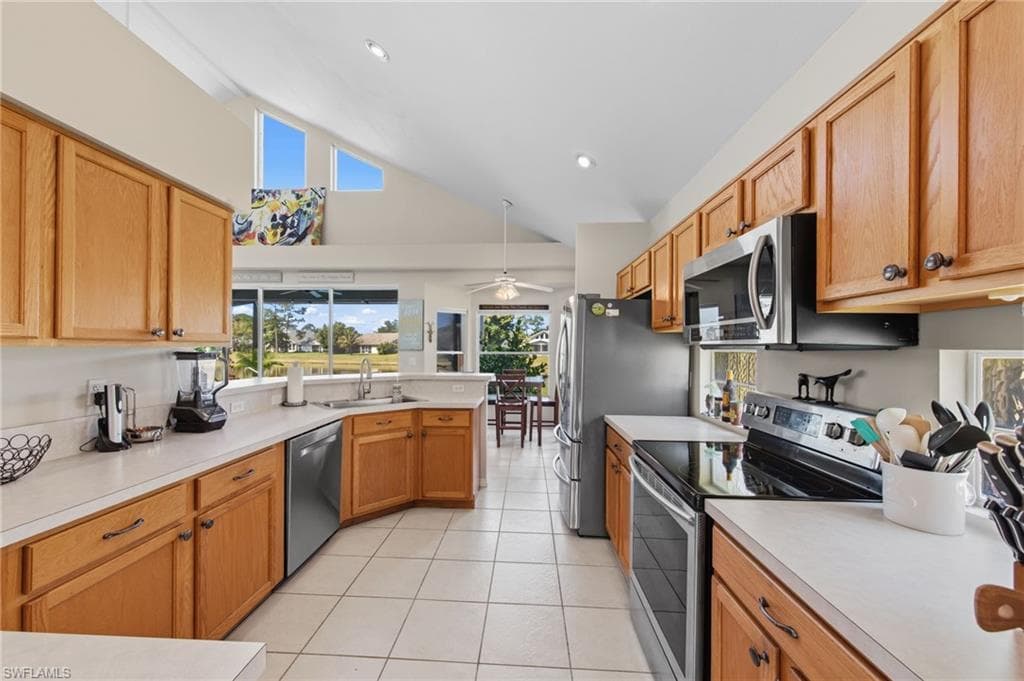 17870 Castle Harbor DR-16