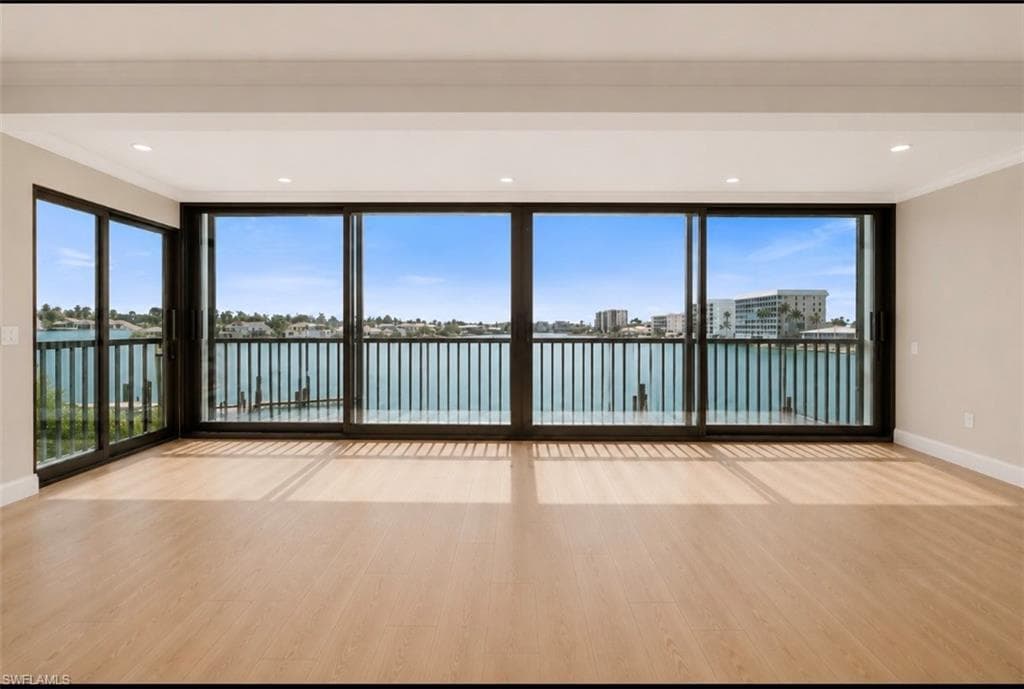 222 Harbour DR 301-1
