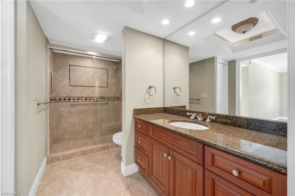 222 Harbour DR 301-20