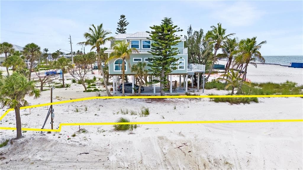 5682 Estero BLVD-11