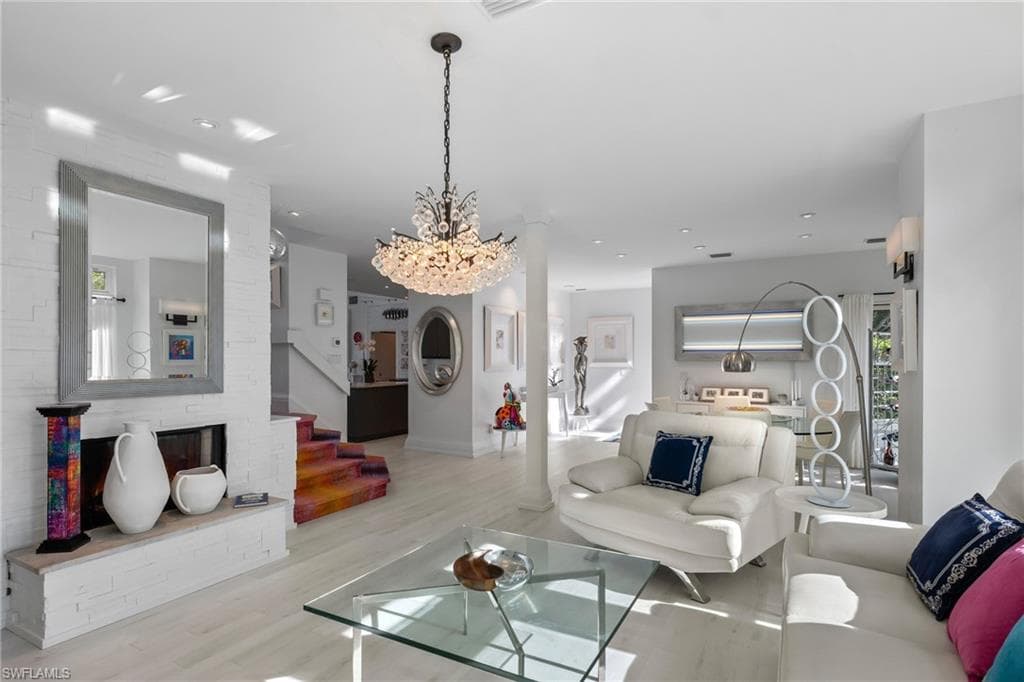 5700 Waxmyrtle WAY-29