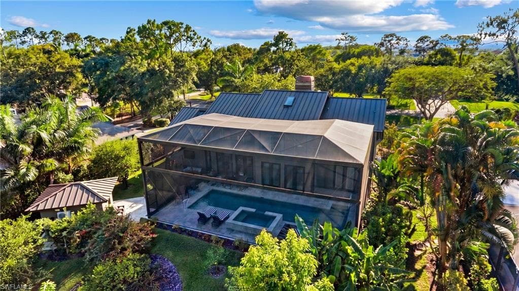 5700 Waxmyrtle WAY-10