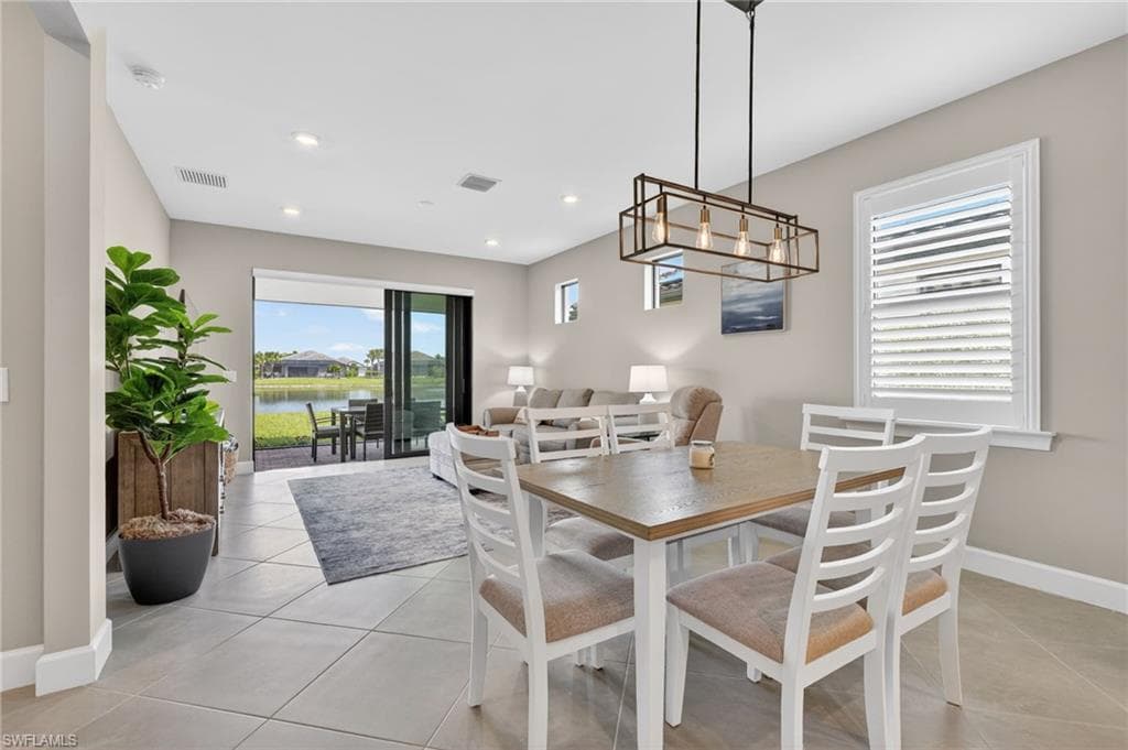6195 Revelry CT-8