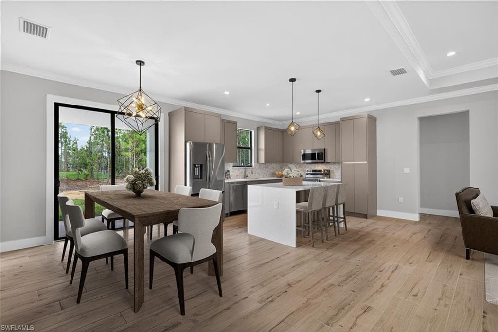 3225 43rd AVE NE-13
