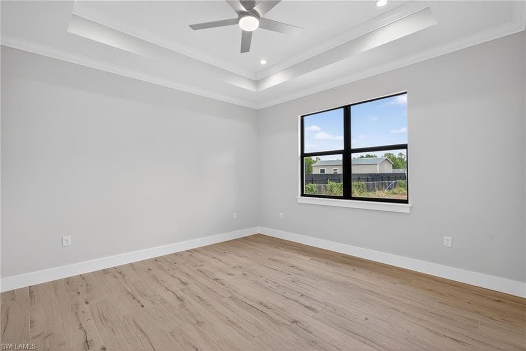 3225 43rd AVE NE-19