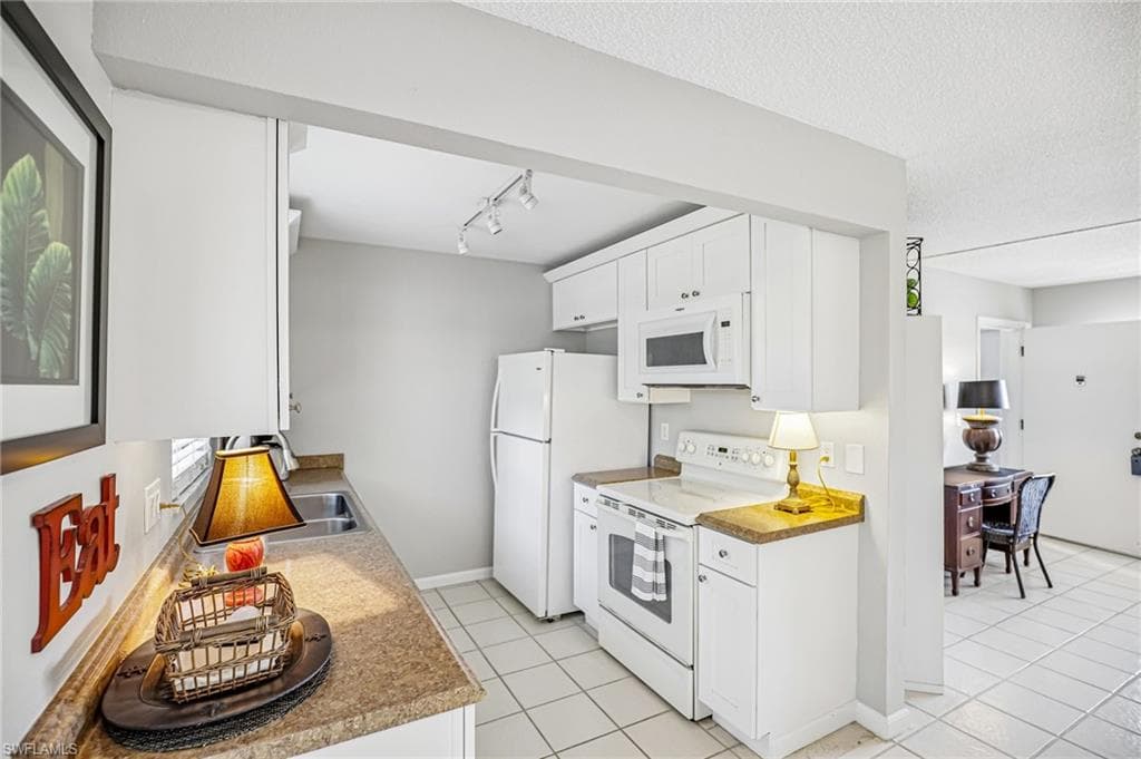 1514 Edgewater CIR 3A-12